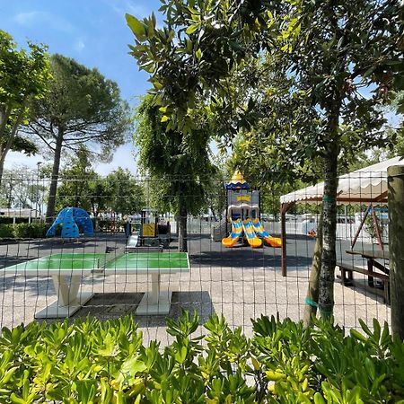 Happy Camp Mobile Homes In Camping Laguna Village Каорле Экстерьер фото