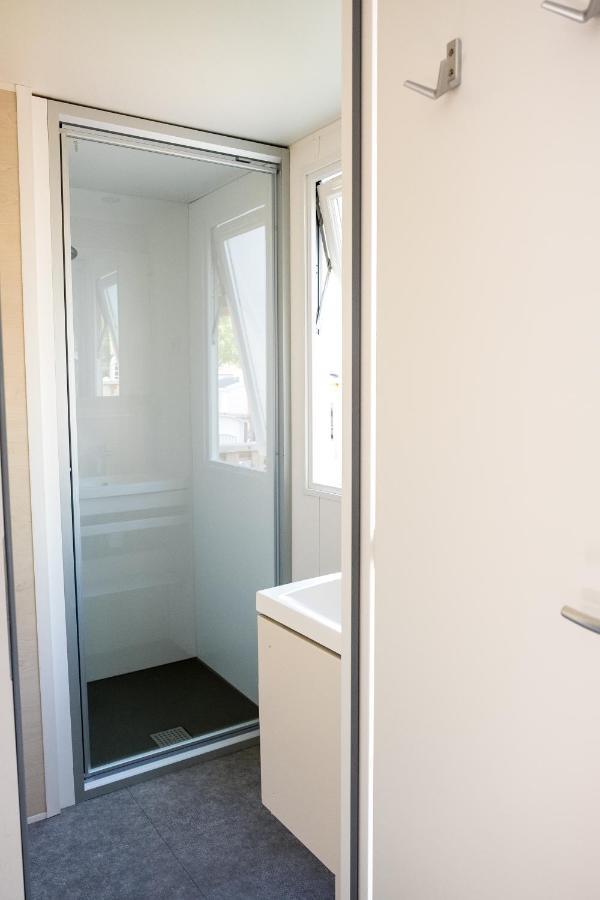 Happy Camp Mobile Homes In Camping Laguna Village Каорле Экстерьер фото