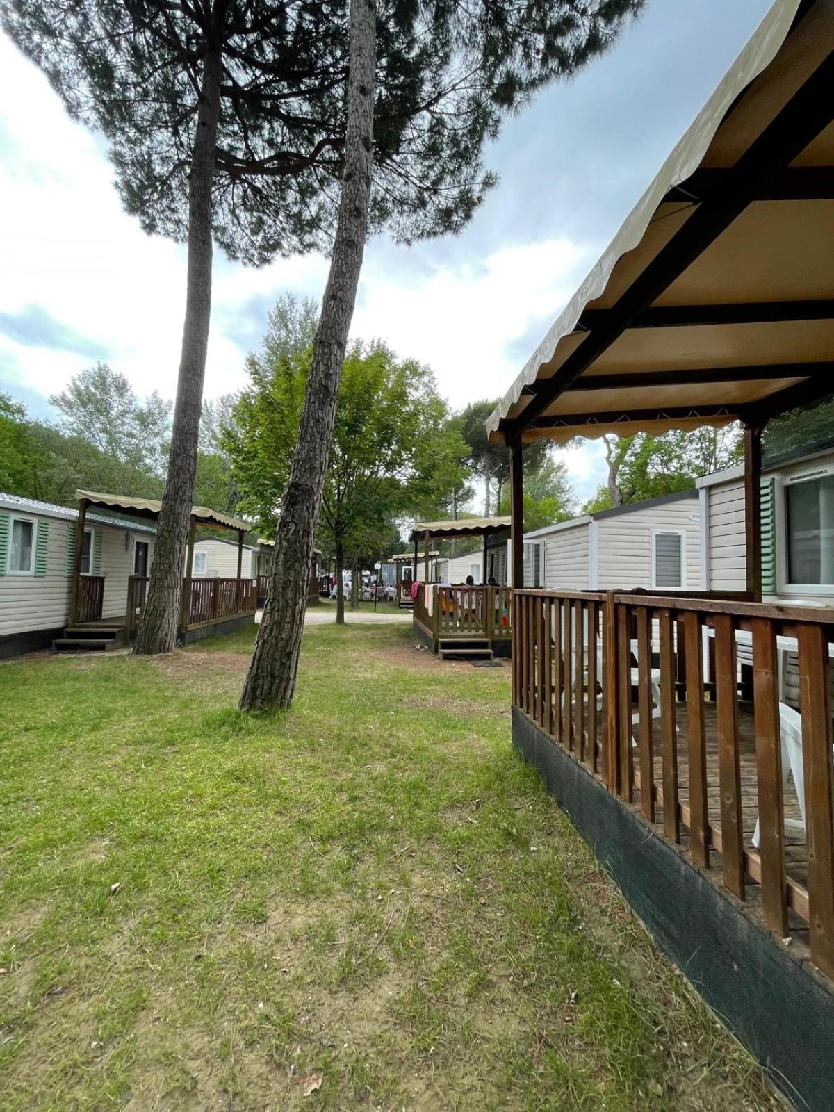 Happy Camp Mobile Homes In Camping Laguna Village Каорле Экстерьер фото