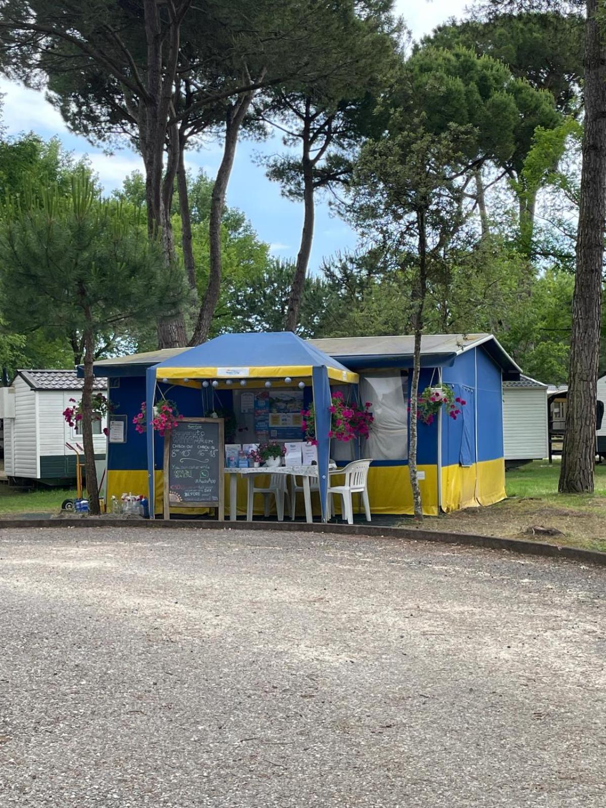 Happy Camp Mobile Homes In Camping Laguna Village Каорле Экстерьер фото