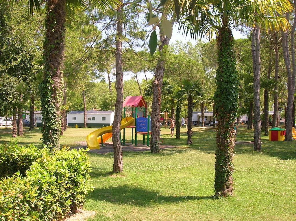 Happy Camp Mobile Homes In Camping Laguna Village Каорле Экстерьер фото
